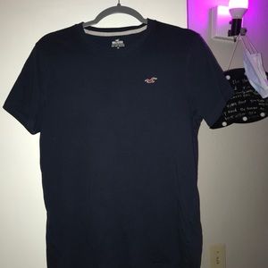 Hollister shirt sleeve